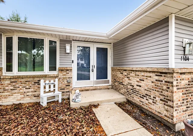 Single family home for sale at 1104 Rushwood Ave, Shorewood, IL 60404 | MLS# 12788350