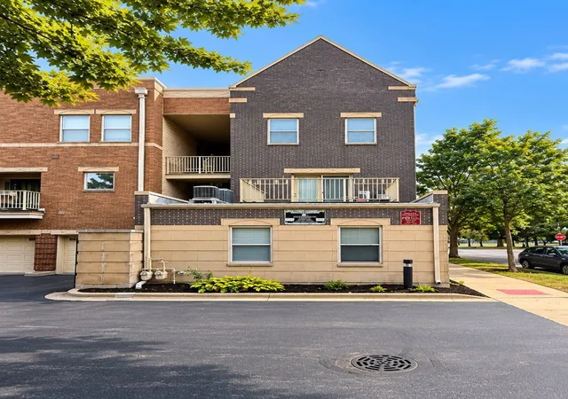 Condo for sale at 4178 S Drexel Blvd #2, Chicago, IL 60653 | MLS# 12788357