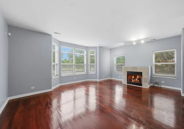 Photo 3 of Condo for sale at 4178 S Drexel Blvd #2, Chicago, IL 60653 | MLS# 12788357 | Listing updated on 2026-10-19