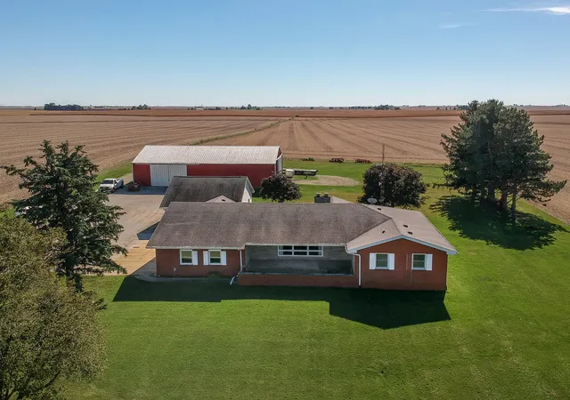 Photo 2 of Single family home for sale at 21739 E 500 North Rd, Downs, IL 61736 | MLS# 12788360 | Listing updated on 2026-10-22