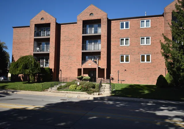 Photo 1 of Condo for sale at 6550 W Gunnison St #305, Harwood Heights, IL 60706 | MLS# 12788362 | Listing updated on 2026-10-20