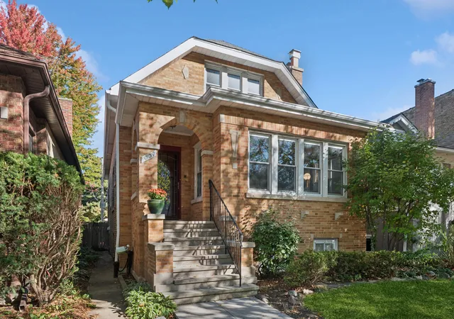 Photo 1 of Single family home for sale at 1037 Monroe St, Evanston, IL 60202 | MLS# 12788373 | Listing updated on 2026-10-22