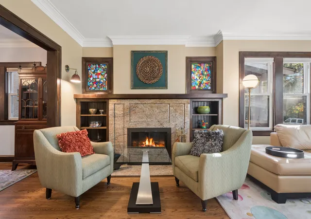 Photo 4 of Single family home for sale at 1037 Monroe St, Evanston, IL 60202 | MLS# 12788373 | Listing updated on 2026-10-22