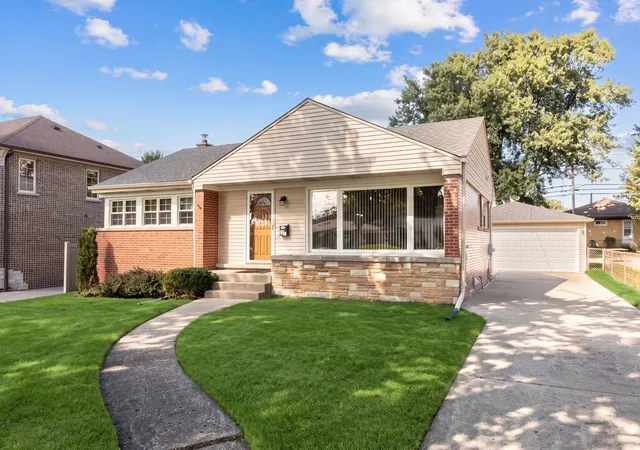 Single family home for sale at 502 W Lonnquist Blvd, Mount Prospect, IL 60056 | MLS# 12788388