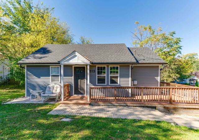 Photo 1 of Single family home for sale at 3813 Eastway Dr, Island Lake, IL 60042 | MLS# 12788407 | Listing updated on 2026-10-21