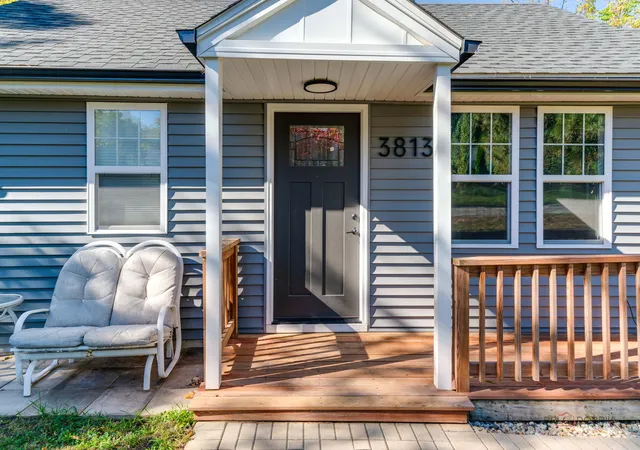 Photo 3 of Single family home for sale at 3813 Eastway Dr, Island Lake, IL 60042 | MLS# 12788407 | Listing updated on 2026-10-21