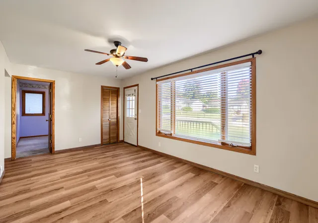 Photo 4 of Single family home for sale at 17843 W Big Oaks Rd, Grayslake, IL 60030 | MLS# 12788408 | Listing updated on 2026-10-23