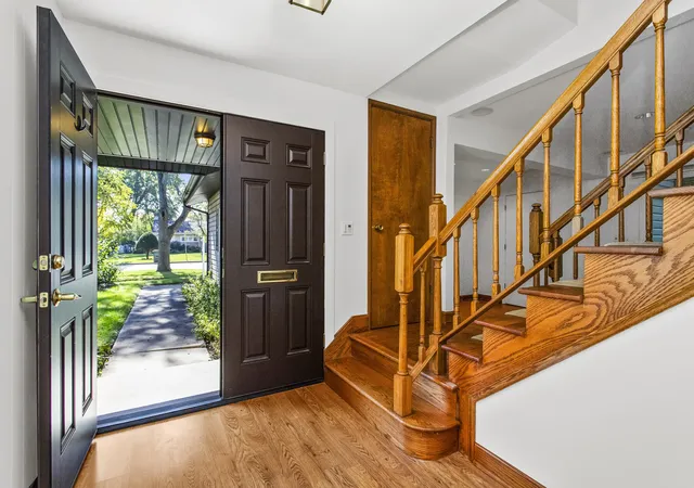 Photo 1 of Single family home for sale at 600 Fairway Dr, Glenview, IL 60025 | MLS# 12788420 | Listing updated on 2026-10-28