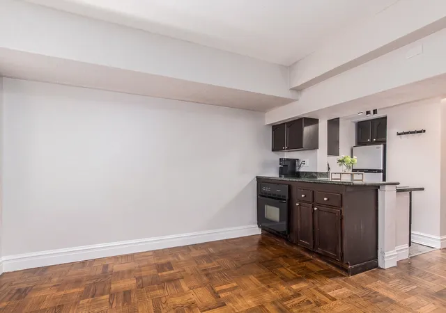 Photo 4 of Condo for sale at 5056 N Marine Dr #1C, Chicago, IL 60640 | MLS# 12788422 | Listing updated on 2026-10-28