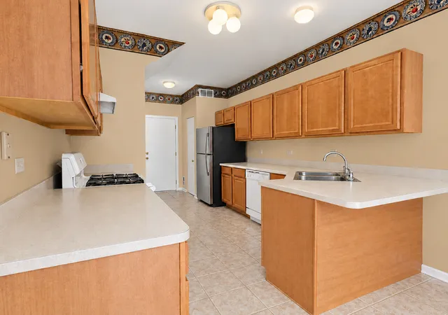 Photo 2 of Townhouse for sale at 2755 Foxwood Dr, New Lenox, IL 60451 | MLS# 12788435 | Listing updated on 2026-10-22