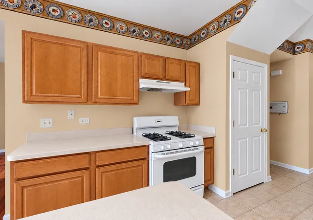 Photo 3 of Townhouse for sale at 2755 Foxwood Dr, New Lenox, IL 60451 | MLS# 12788435 | Listing updated on 2026-10-22