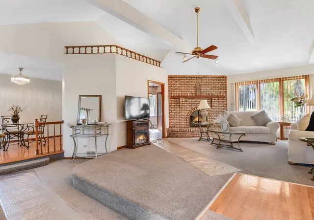 Photo 3 of Single family home for sale at 3317 E Buried Oak Dr, Crete, IL 60417 | MLS# 12788448 | Listing updated on 2026-10-20