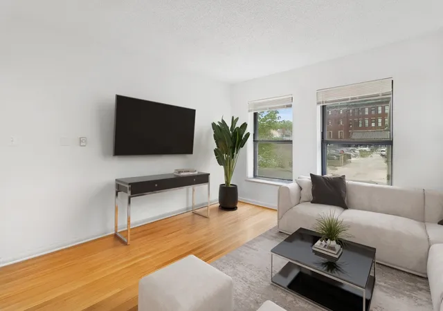 Photo 3 of Townhouse for sale at 5337 S Ellis Ave #1C, Chicago, IL 60615 | MLS# 12788455 | Listing updated on 2026-10-19