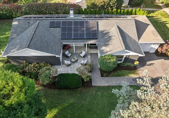 Photo 3 of Single family home for sale at 3605 Thayer St, Evanston, IL 60201 | MLS# 12788465 | Listing updated on 2026-10-23