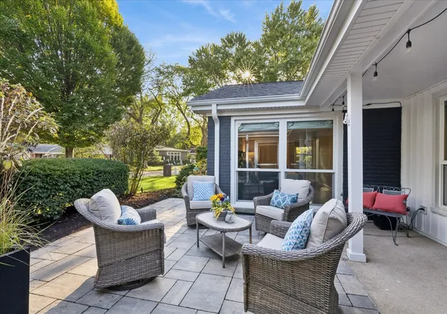 Photo 4 of Single family home for sale at 3605 Thayer St, Evanston, IL 60201 | MLS# 12788465 | Listing updated on 2026-10-23