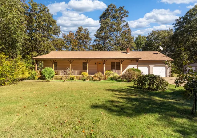 Photo 1 of Single family home for sale at 3312 N Park Ave, Herrin, IL 62948 | MLS# 12788472 | Listing updated on 2026-10-21