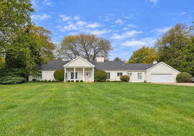 Single family home for sale at 232 Donlea Rd, Barrington Hills, IL 60010 | MLS# 12788475
