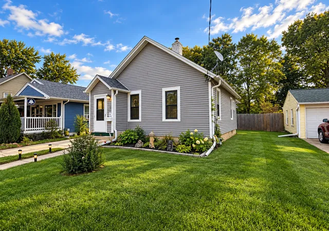 Single family home for sale at 510 Adams St, Ottawa, IL 61350 | MLS# 12788476