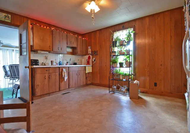 Photo 4 of Single family home for sale at 510 Adams St, Ottawa, IL 61350 | MLS# 12788476 | Listing updated on 2026-10-20