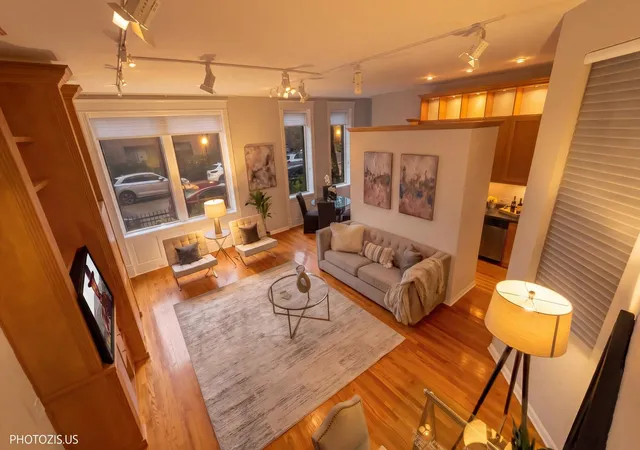 Photo 3 of Condo for sale at 2150 N Clifton Ave #1, Chicago, IL 60614 | MLS# 12788477 | Listing updated on 2026-10-22