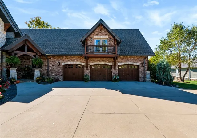 Photo 3 of Single family home for sale at 19749 Josarah Ct, Bloomington, IL 61705 | MLS# 12788516 | Listing updated on 2026-10-22