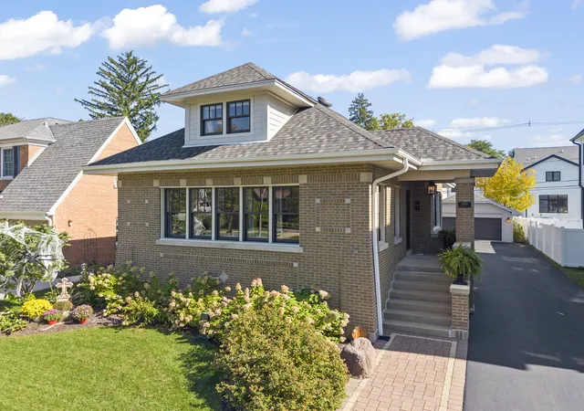 Photo 1 of Single family home for sale at 599 S Prospect Ave, Elmhurst, IL 60126 | MLS# 12788520 | Listing updated on 2026-10-22