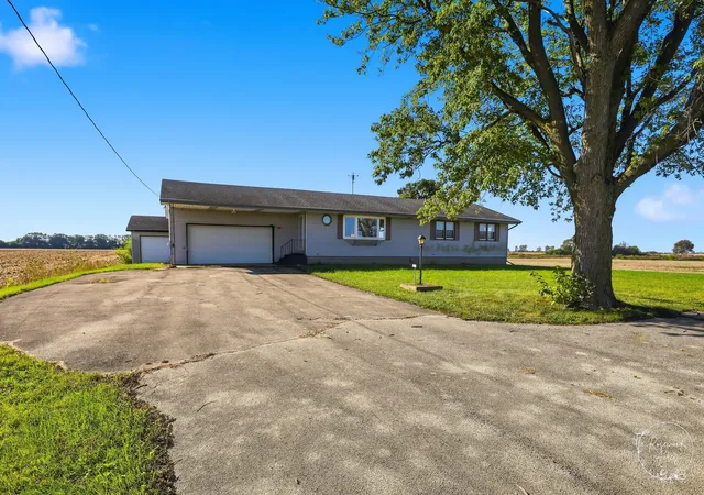 Photo 1 of Single family home for sale at 11624 W State Route 17, Bonfield, IL 60913 | MLS# 12788535 | Listing updated on 2026-10-22
