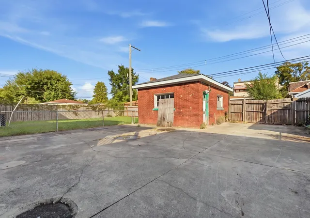 Photo 3 of Single family home for sale at 7517 S Peoria St, Chicago, IL 60620 | MLS# 12788540 | Listing updated on 2026-10-22