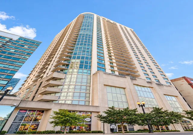 Photo 1 of Condo for sale at 125 S Jefferson St #2408, Chicago, IL 60661 | MLS# 12788551 | Listing updated on 2026-10-19