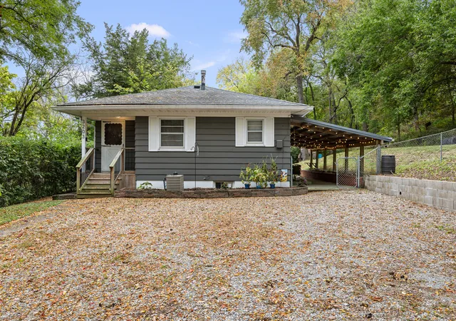 Photo 1 of Single family home for sale at 3203 Eads St, Davenport, IA 52802 | MLS# 12788566 | Listing updated on 2026-10-22