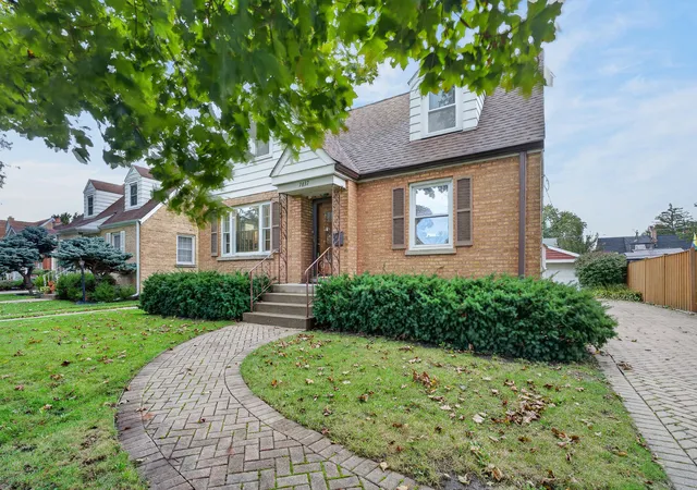 Photo 2 of Single family home for sale at 7837 N Nora Ave, Niles, IL 60714 | MLS# 12788570 | Listing updated on 2026-10-22