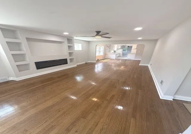 Photo 2 of Single family home for sale at 8926 S Paxton Ave, Chicago, IL 60617 | MLS# 12788577 | Listing updated on 2026-10-19