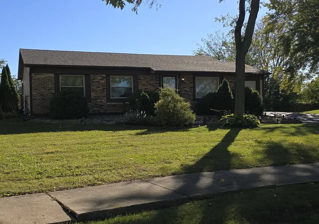 Photo 1 of Single family home for sale at 5633 Fernwood Ct, Matteson, IL 60443 | MLS# 12788582 | Listing updated on 2026-10-20