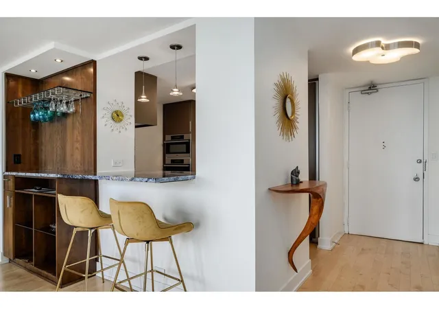Photo 2 of Condo for sale at 111 E Chestnut St #34H, Chicago, IL 60611 | MLS# 12788586 | Listing updated on 2026-10-22