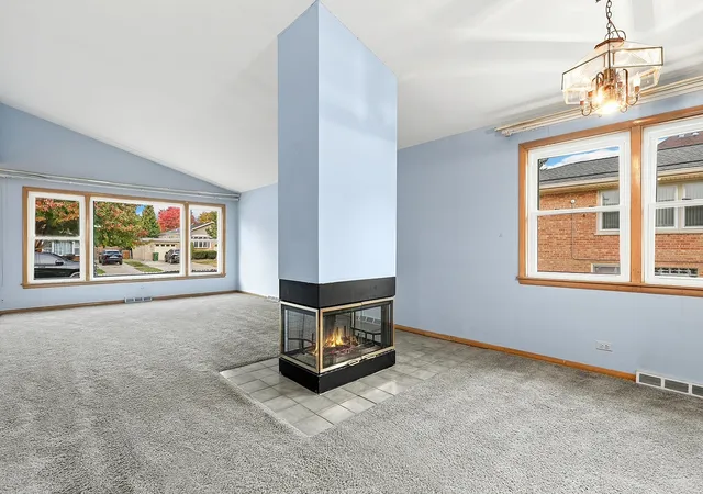 Photo 4 of Single family home for sale at 10537 S Kostner Ave, Oak Lawn, IL 60453 | MLS# 12788590 | Listing updated on 2026-10-29