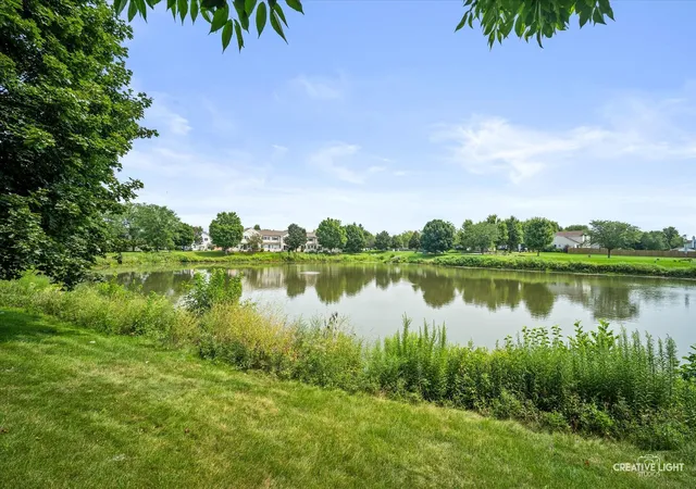 Photo 2 of Townhouse for sale at 11602 Grand Cyn Ave, Huntley, IL 60142 | MLS# 12788611 | Listing updated on 2026-10-20