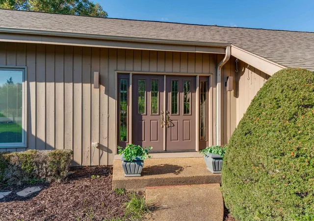 Photo 2 of Single family home for sale at 50 Covered Brg Rd, South Barrington, IL 60010 | MLS# 12788613 | Listing updated on 2026-10-29