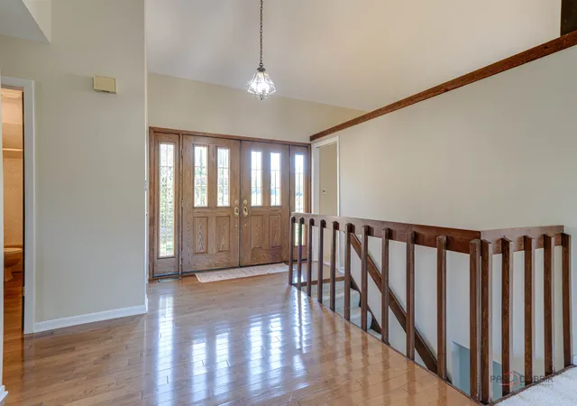 Photo 3 of Single family home for sale at 50 Covered Brg Rd, South Barrington, IL 60010 | MLS# 12788613 | Listing updated on 2026-10-29