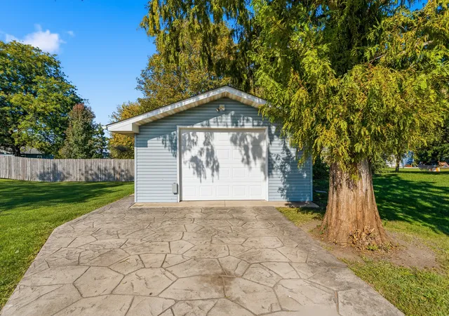 Photo 3 of Single family home for sale at 19326 W Sharp Rd, Elwood, IL 60421 | MLS# 12788628 | Listing updated on 2026-10-27
