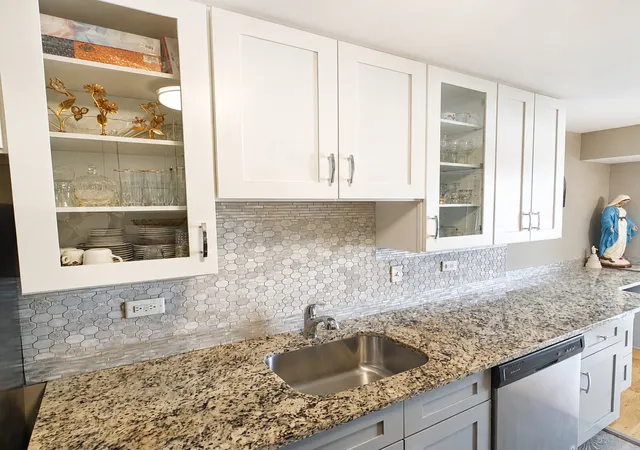 Photo 4 of Townhouse for sale at 701 Forum Sq #106, Glenview, IL 60025 | MLS# 12788640 | Listing updated on 2026-10-20