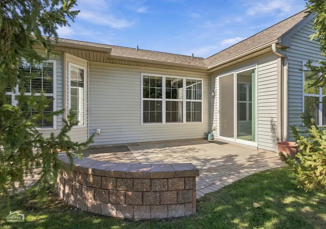 Photo 2 of Single family home for sale at 12382 Scarlet Dr, Huntley, IL 60142 | MLS# 12788641 | Listing updated on 2026-10-29