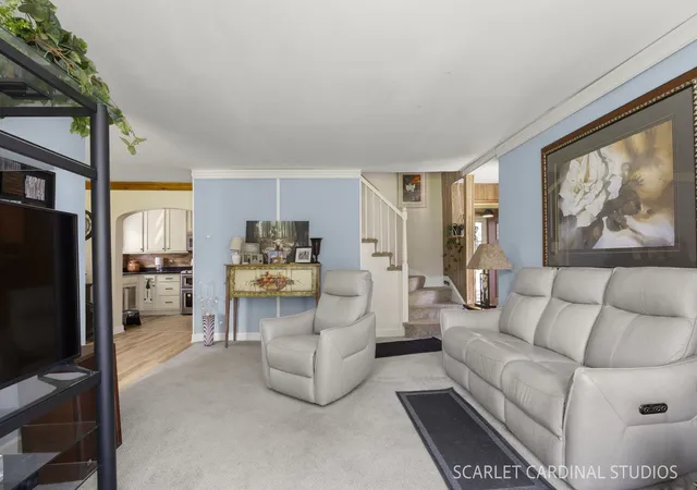 Photo 3 of Single family home for sale at 1216 S Wisconsin Ave, Lombard, IL 60148 | MLS# 12788642 | Listing updated on 2026-10-20
