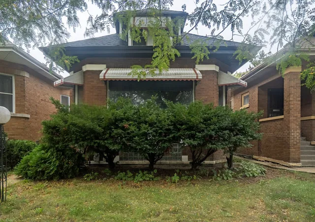 Photo 1 of Single family home for sale at 9412 S Elizabeth St, Chicago, IL 60620 | MLS# 12788656 | Listing updated on 2026-10-22