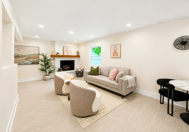 Photo 3 of Single family home for sale at 300 W North Ave, Bartlett, IL 60103 | MLS# 12788660 | Listing updated on 2026-10-20