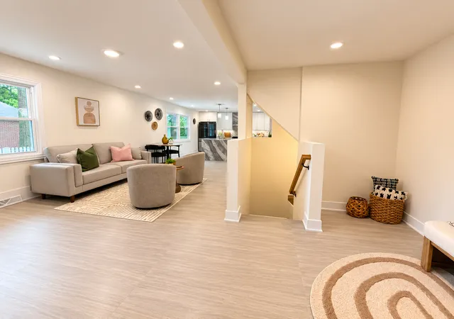 Photo 4 of Single family home for sale at 300 W North Ave, Bartlett, IL 60103 | MLS# 12788660 | Listing updated on 2026-10-27