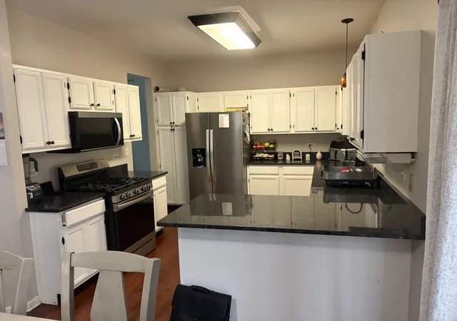 Photo 3 of Single family home for sale at 1830 Fernwood Ln, Algonquin, IL 60102 | MLS# 12788670 | Listing updated on 2026-10-20