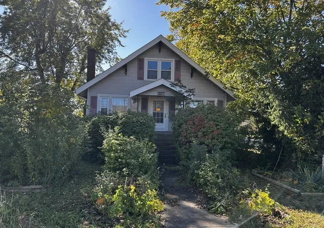 Single family home for sale at 1322 Plainfield Rd, Joliet, IL 60435 | MLS# 12788671