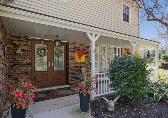 Photo 2 of Single family home for sale at 24941 W Catherine Ct, Plainfield, IL 60586 | MLS# 12788691 | Listing updated on 2026-10-22
