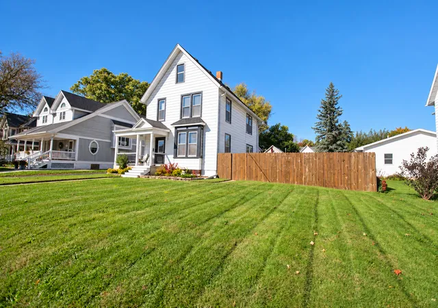 Photo 1 of Single family home for sale at 223 Lincoln Way, Dixon, IL 61021 | MLS# 12788693 | Listing updated on 2026-10-22