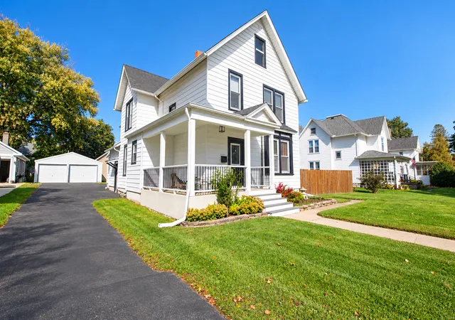 Photo 2 of Single family home for sale at 223 Lincoln Way, Dixon, IL 61021 | MLS# 12788693 | Listing updated on 2026-10-22